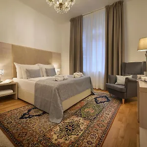 Old Town By Little King Appart hôtel Prague