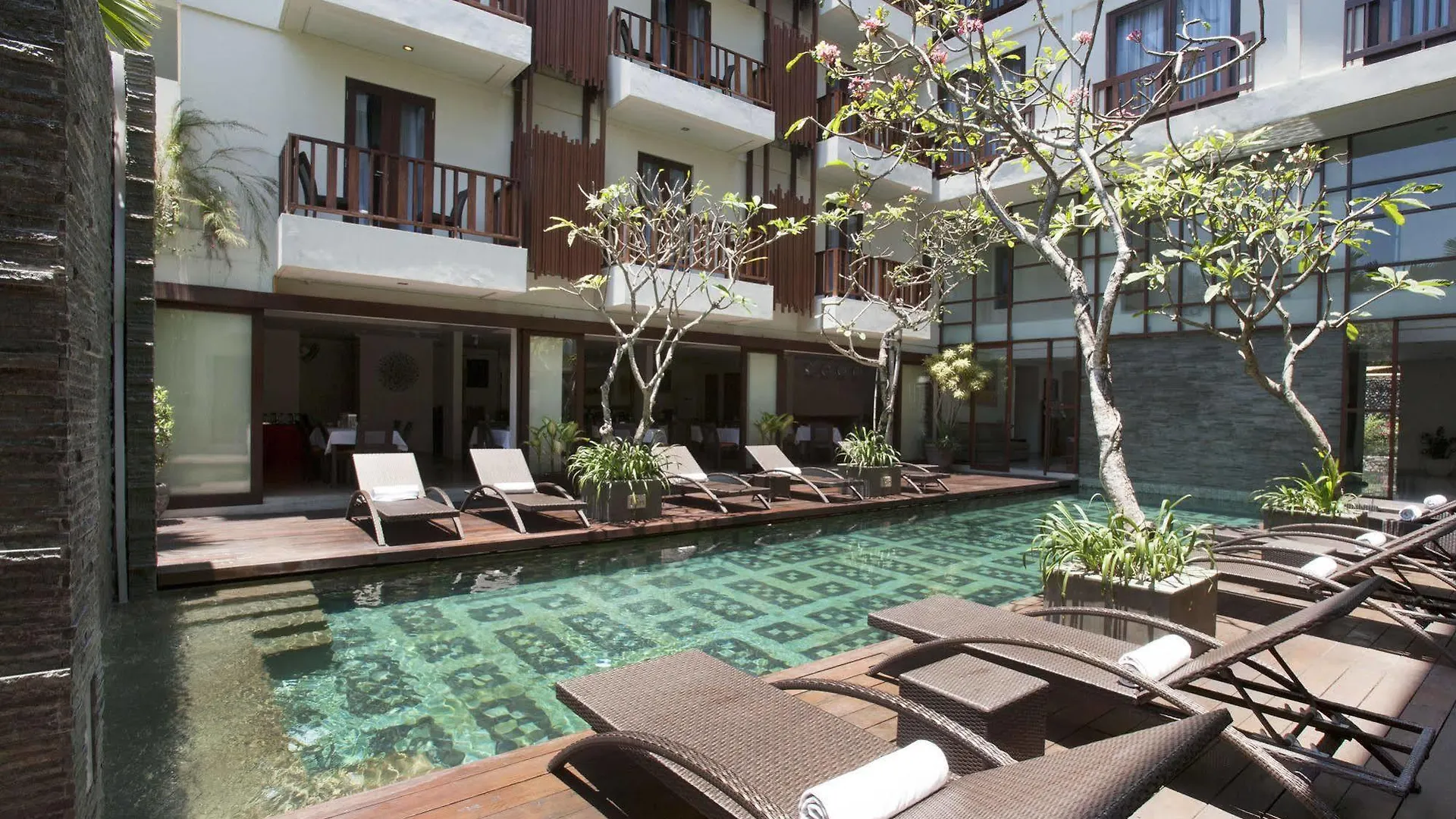 D'Primahotel Seminyak