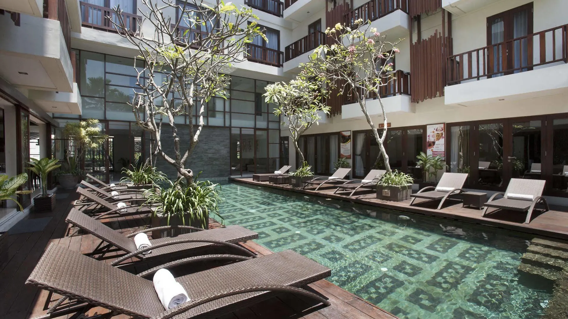 D'Primahotel Seminyak